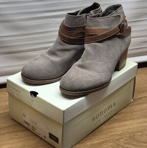 Sonoma Women's Gray Suede Ankle Boots